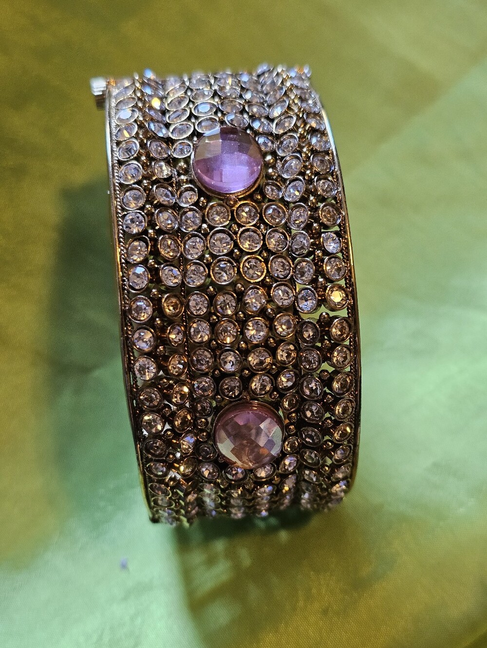 Beautiful Gold Tone Bangle